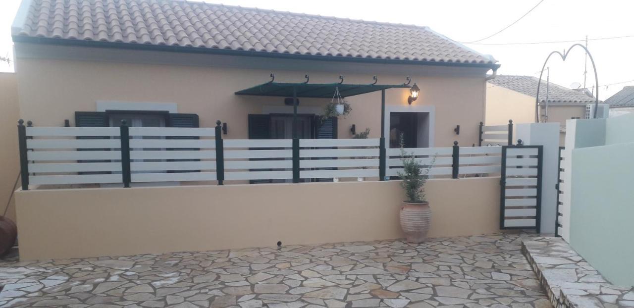 Eirini's House Apartment